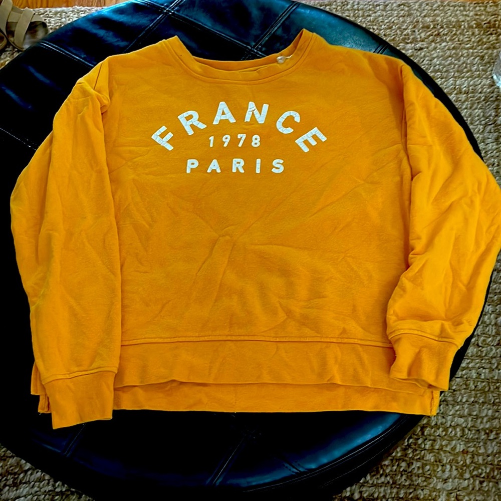 Mustard crewneck sweatshirt